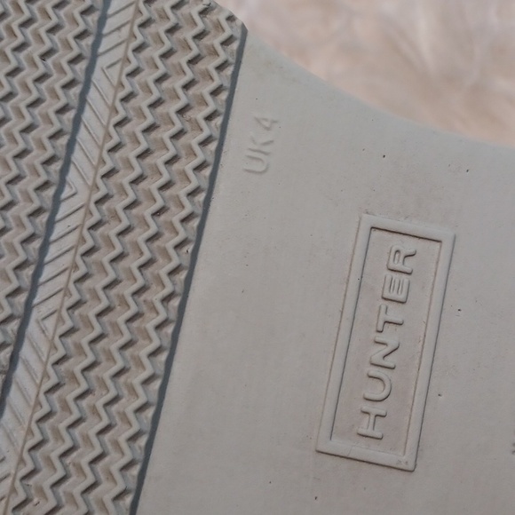 Hunter Clogs - Picture 8 of 16